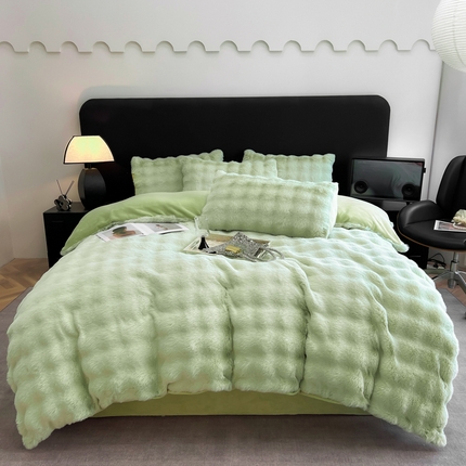 91家纺网 家纺一手货源 找家纺 仟网汇 2023新款大兔毛毛绒四件套 大泡泡-绿色