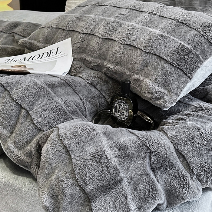 91家纺网 家纺一手货源 找家纺 丝芙妮家居（原乐视家纺） 2024新款兔兔绒牛奶绒四件套-黎梦系列 黎梦-雾霾灰