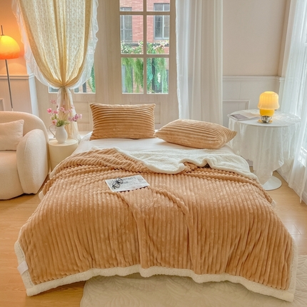 91家纺网 家纺一手货源 找家纺 （总）欧邦 新款条纹兔兔绒羊羔绒毛毯午睡多功能毯