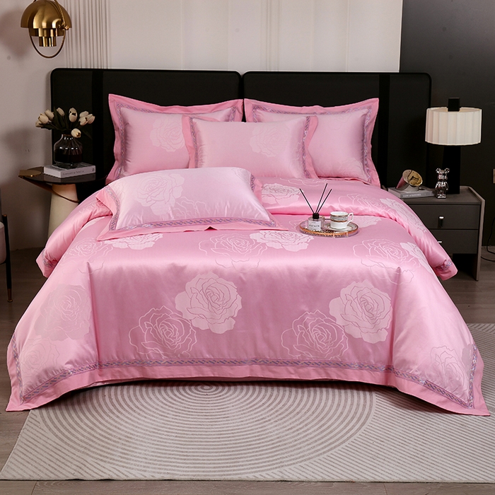 91家纺网 家纺一手货源 找家纺 小时代家纺 2023新款纯棉贡缎提花夹棉床盖四件套 玫瑰花语