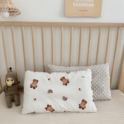 91家纺网 家纺一手货源 找家纺 （总）BOSS 2025新款婴幼儿可拆卸-全棉26度有氧双层纱豆豆枕幼儿园枕