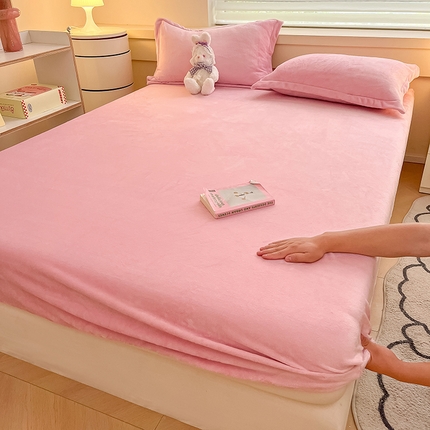 91家纺网 家纺一手货源 找家纺 瑞莱 2023冬季牛奶绒单品床笠 纯色-公主粉