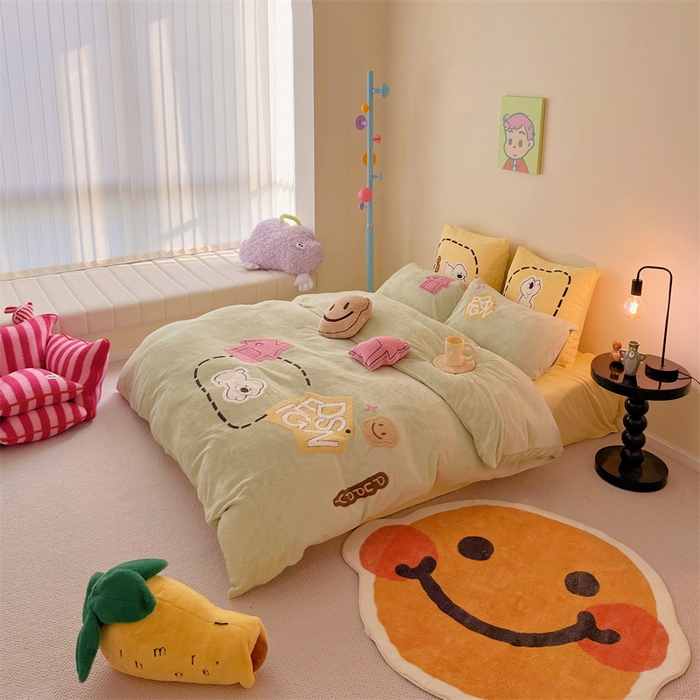 91家纺网 家纺一手货源 找家纺 星野 2023秋冬高克重牛奶绒贴布绣多巴胺系列四件套 洛可可