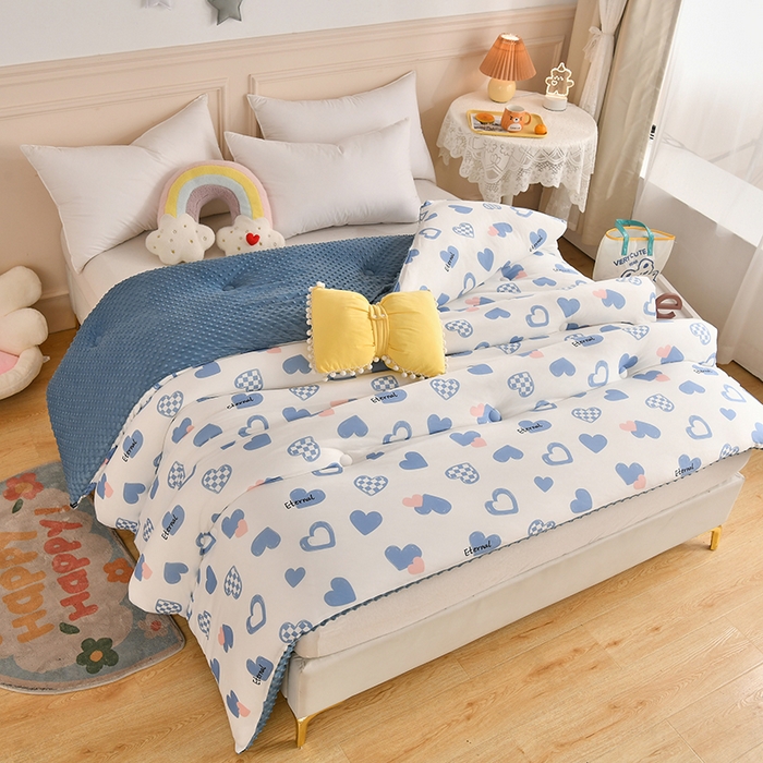 91家纺网 家纺一手货源 找家纺 牛魔王家居 2023新款A类针织棉豆豆被子抗菌纤维被芯冬被 心意满满