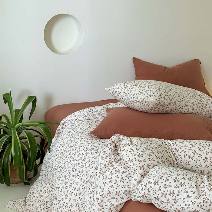 91家纺网 家纺一手货源 找家纺 山舍家居 2023新款全棉双层纱印花四件套 橘络