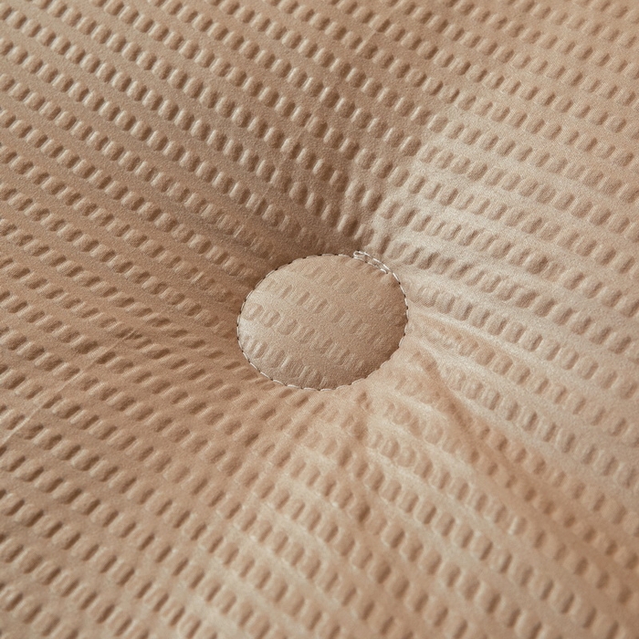 91家纺网 家纺一手货源 找家纺 卡派 2023新款泡泡纱立体无印风被芯冬被四季被 咖啡色