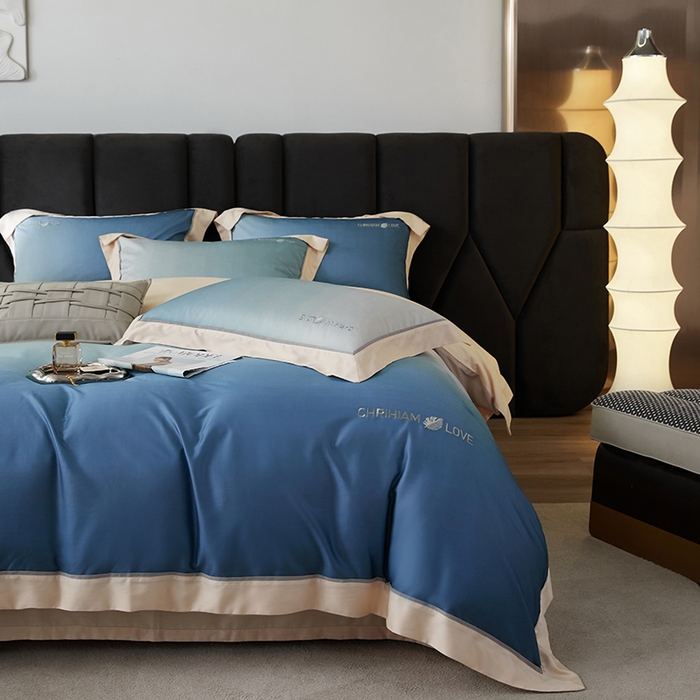 91家纺网 家纺一手货源 找家纺 榻尚家居 2023新款进口澳棉活性数码印花+刺绣四件套--极光系列 静谧蓝