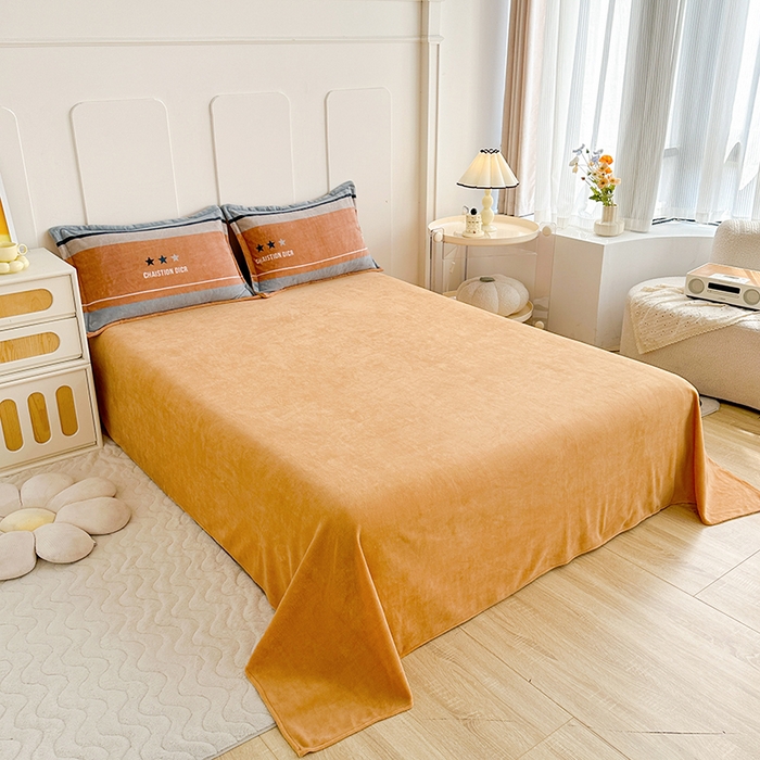 91家纺网 家纺一手货源 找家纺 家贝爱 2023新款加厚牛奶绒四件套 简尚英伦