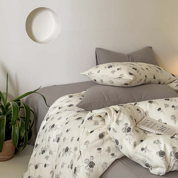 91家纺网 家纺一手货源 找家纺 山舍家居 2023新款全棉双层纱印花四件套 黑色玫瑰