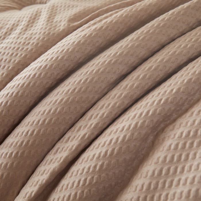 91家纺网 家纺一手货源 找家纺 卡派 2023新款泡泡纱 无染被芯冬被四季被 卡其