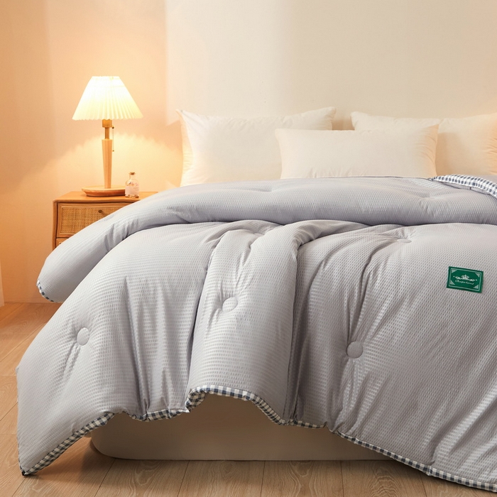 91家纺网 家纺一手货源 找家纺 卡派 2023新款泡泡纱立体无印风被芯冬被四季被 雾霾灰