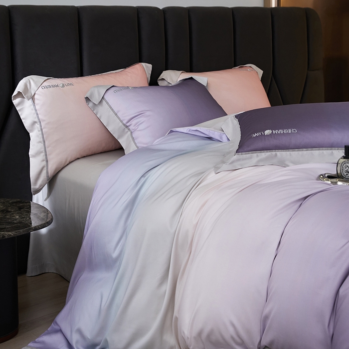 91家纺网 家纺一手货源 找家纺 榻尚家居 2023新款进口澳棉活性数码印花+刺绣四件套--极光系列 潋滟紫