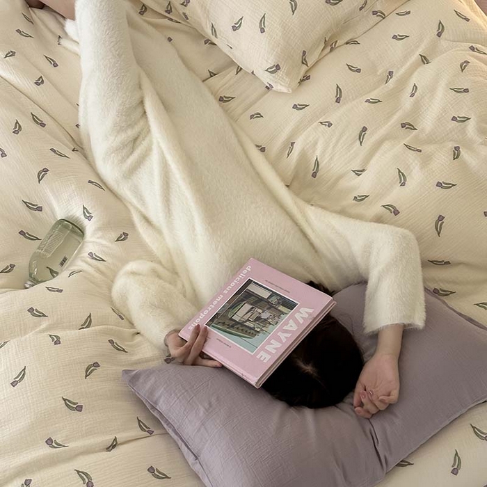 91家纺网 家纺一手货源 找家纺 山舍家居 2023新款全棉双层纱印花四件套 紫色郁金香