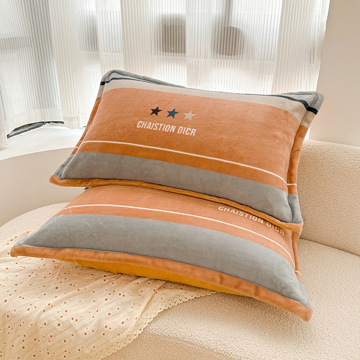 91家纺网 家纺一手货源 找家纺 家贝爱 2023新款加厚牛奶绒四件套 简尚英伦