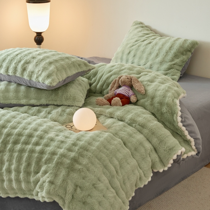 91家纺网 家纺一手货源 找家纺 同田家纺 2023新款兔毛绒兔兔绒獭兔绒牛奶绒四件套 格纹-绿