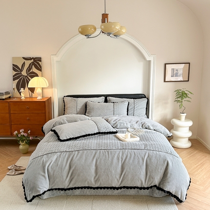 91家纺网 家纺一手货源 找家纺 （总）轻奢坊 2023新款兔兔绒牛奶绒爱心兔绒拼接款四件套