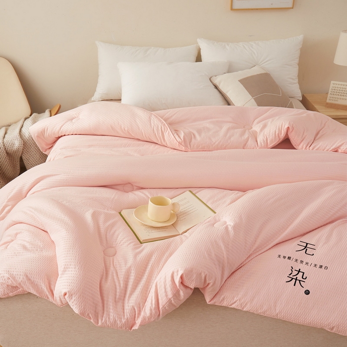 91家纺网 家纺一手货源 找家纺 卡派 2023新款泡泡纱 无染被芯冬被四季被 玉色