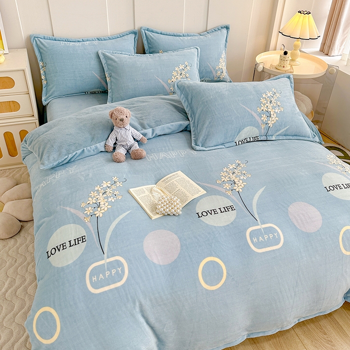 91家纺网 家纺一手货源 找家纺 家贝爱 2023新款加厚牛奶绒四件套 浪漫国度