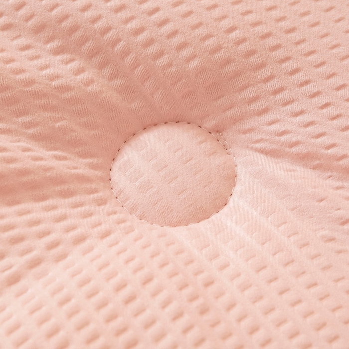 91家纺网 家纺一手货源 找家纺 卡派 2023新款泡泡纱立体无印风被芯冬被四季被 少女粉