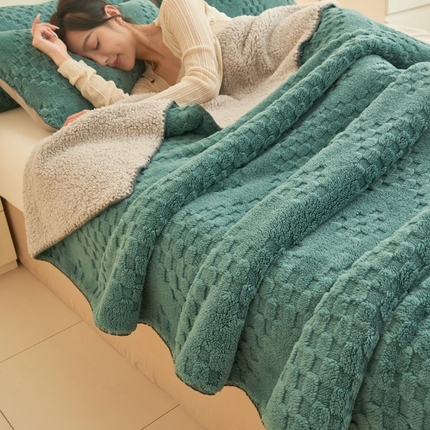 21度C 2023新款菱形格舒棉绒毛毯复合毯 卡尔-湖蓝色