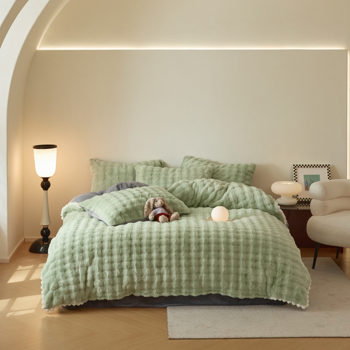 91家纺网 家纺一手货源 找家纺 同田家纺 2023新款兔毛绒兔兔绒獭兔绒牛奶绒四件套 格纹-绿