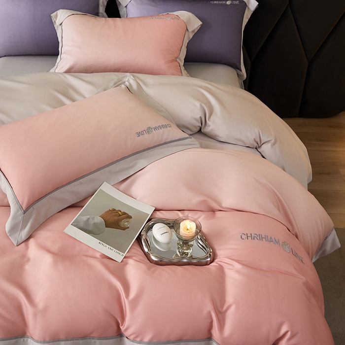 91家纺网 家纺一手货源 找家纺 榻尚家居 2023新款进口澳棉活性数码印花+刺绣四件套--极光系列 流珠粉