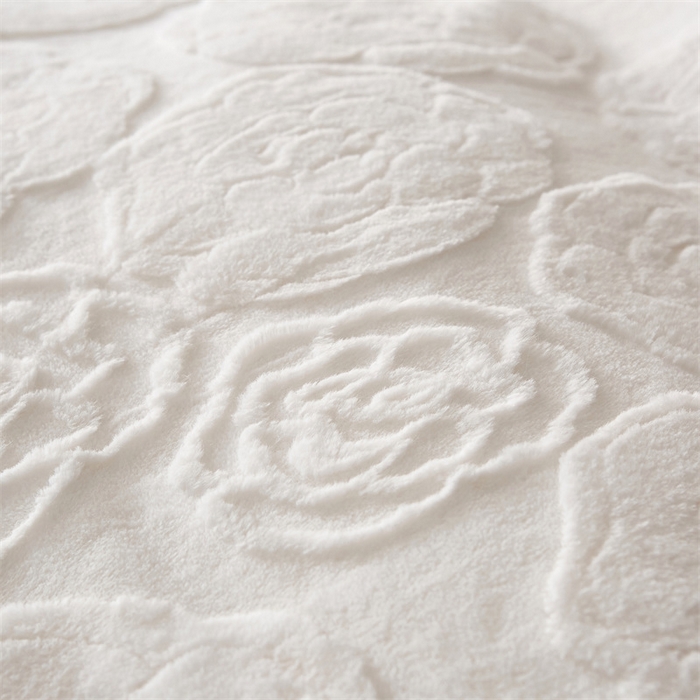 91家纺网 家纺一手货源 找家纺 凯轩毛毛毯毯子网销专供 23新款仿皮草提花毛毯毯子 恋爱白