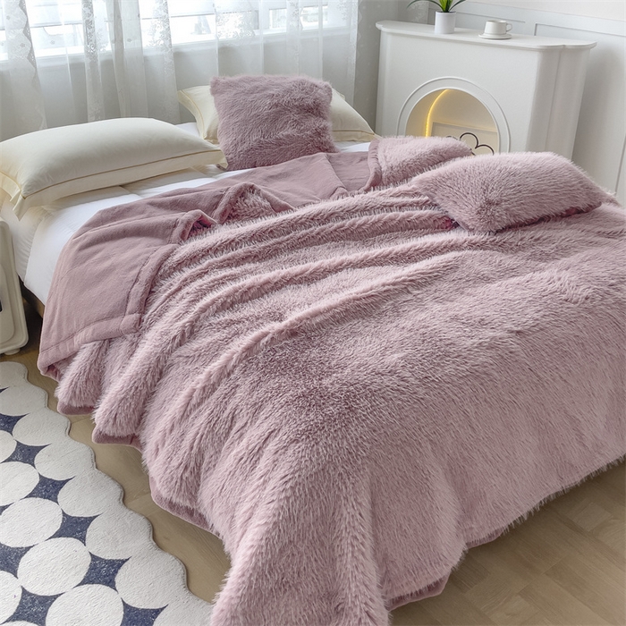 91家纺网 家纺一手货源 找家纺 凯轩毛毛毯毯子网销专供 2024新款公主貂仿皮草毛毯毯子终版 香芋紫