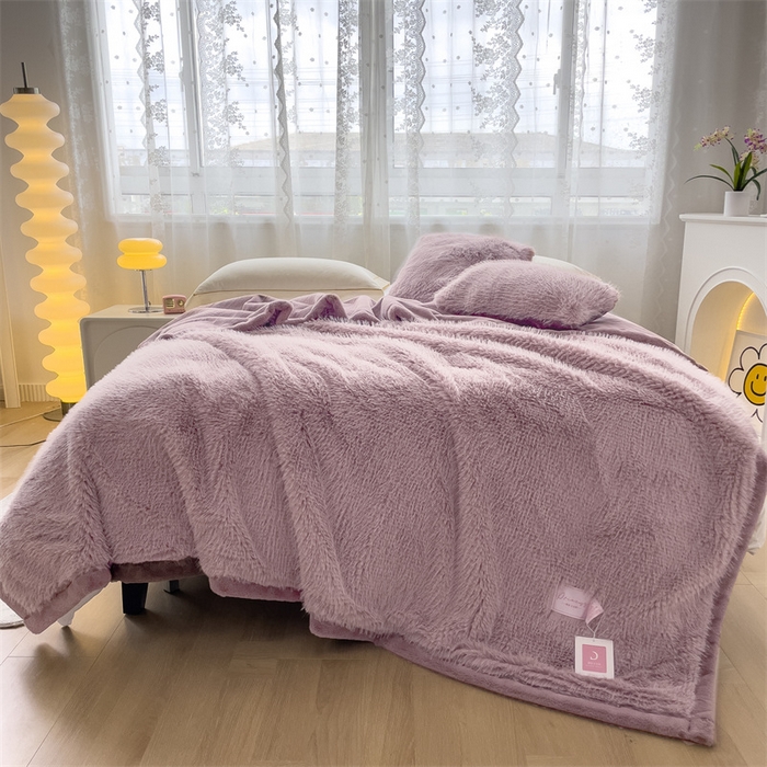 91家纺网 家纺一手货源 找家纺 凯轩毛毛毯毯子网销专供 2024新款公主貂仿皮草毛毯毯子终版 香芋紫