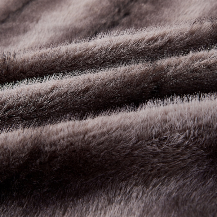 91家纺网 家纺一手货源 找家纺 凯轩毛毛毯毯子网销专供 23新款新款仿雪貂绒毛毯毯子 十字貂灰