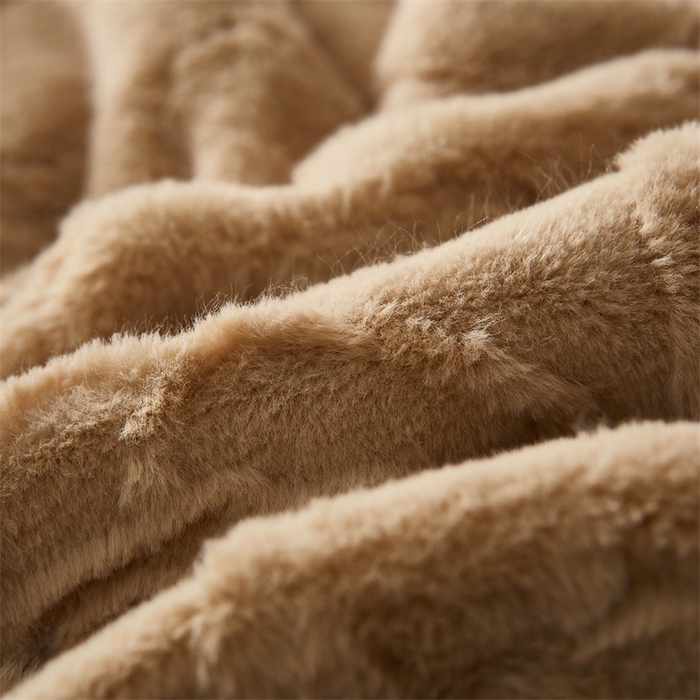 91家纺网 家纺一手货源 找家纺 凯轩毛毛毯毯子网销专供 23新款仿皮草提花毛毯毯子 恋爱驼