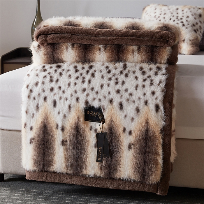91家纺网 家纺一手货源 找家纺 凯轩毛毛毯毯子网销专供 23新款芭莎仿毛皮毛毯毯子 豹点狐