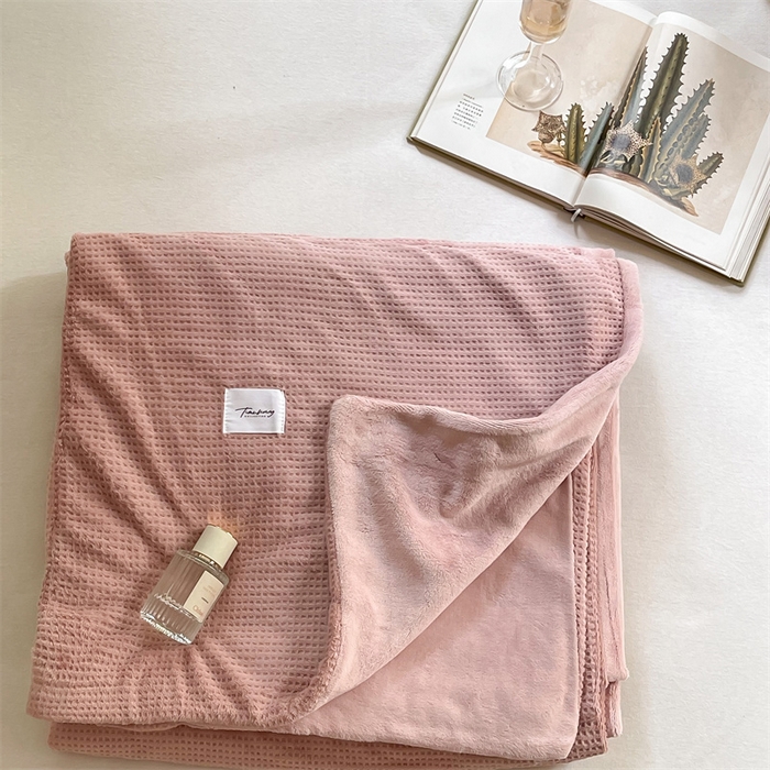 91家纺网 家纺一手货源 找家纺 时光里 2023新款全消光华夫格绒-单被套 浪漫粉