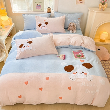 91家纺网 家纺一手货源 找家纺 （总）川悦生活 2023新款牛奶绒毛巾绣绣花四件套