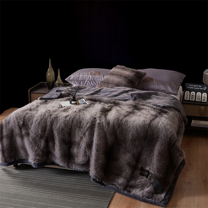 91家纺网 家纺一手货源 找家纺 凯轩毛毛毯毯子网销专供 23新款芭莎仿毛皮毛毯毯子 虎皮灰