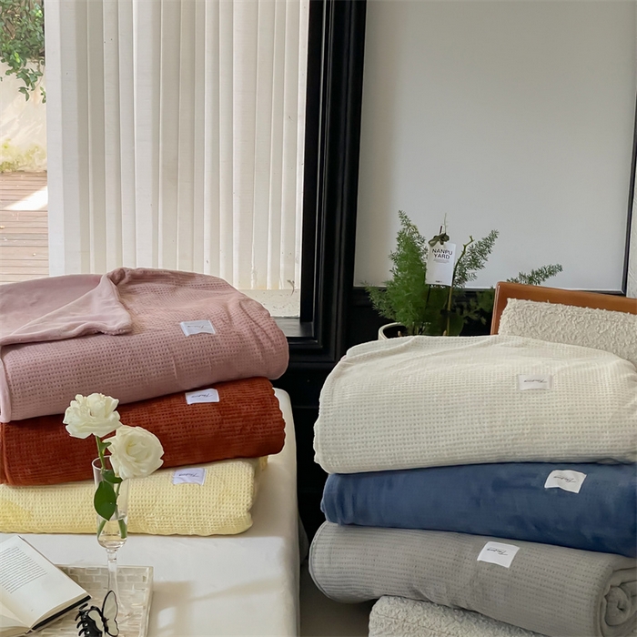 91家纺网 家纺一手货源 找家纺 时光里 2023新款全消光华夫格绒-单被套 米月白