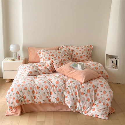 91家纺网 家纺一手货源 找家纺 时光里 2023新款全消光加厚牛奶绒印花四件套 蜜桃