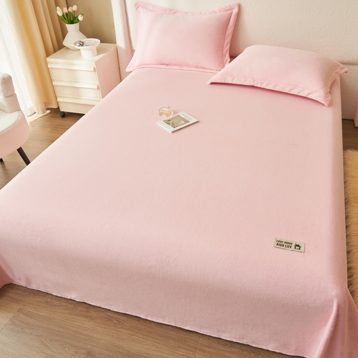 91家纺网 家纺一手货源 找家纺 艾佳 2025新款高克重加厚保暖牛奶绒床单 牛奶绒粉