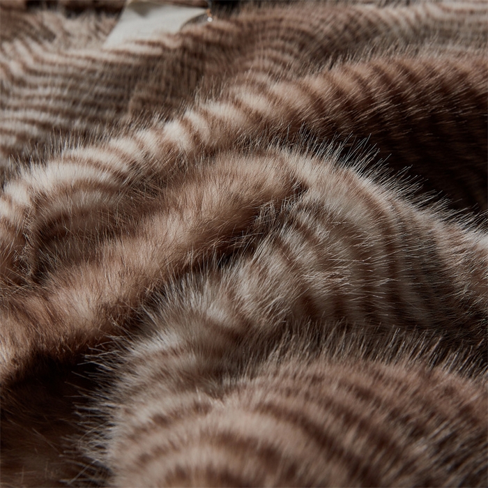 91家纺网 家纺一手货源 找家纺 凯轩毛毛毯毯子网销专供 23新款芭莎仿毛皮毛毯毯子 花纹棕