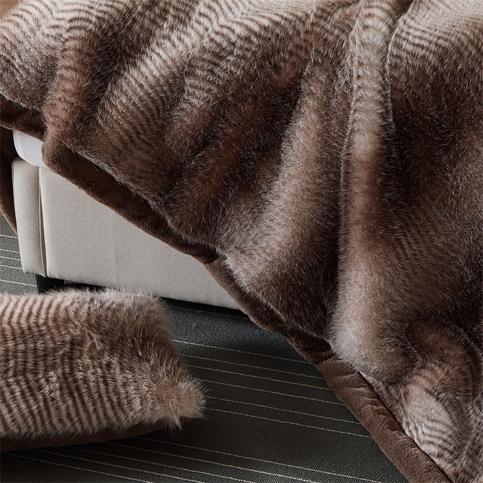 91家纺网 家纺一手货源 找家纺 凯轩毛毛毯毯子网销专供 23新款芭莎仿毛皮毛毯毯子 花纹棕