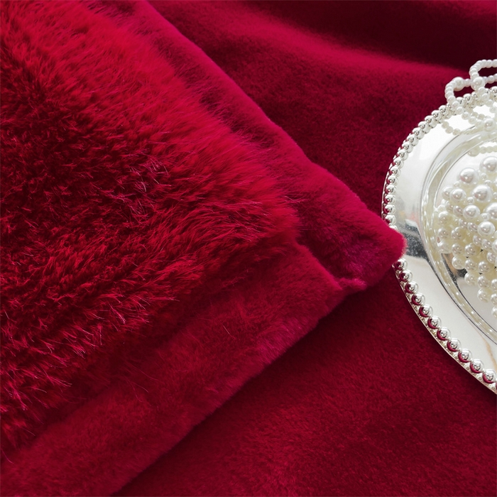 91家纺网 家纺一手货源 找家纺 凯轩毛毛毯毯子网销专供 2024新款公主貂仿皮草毛毯毯子终版 中国红