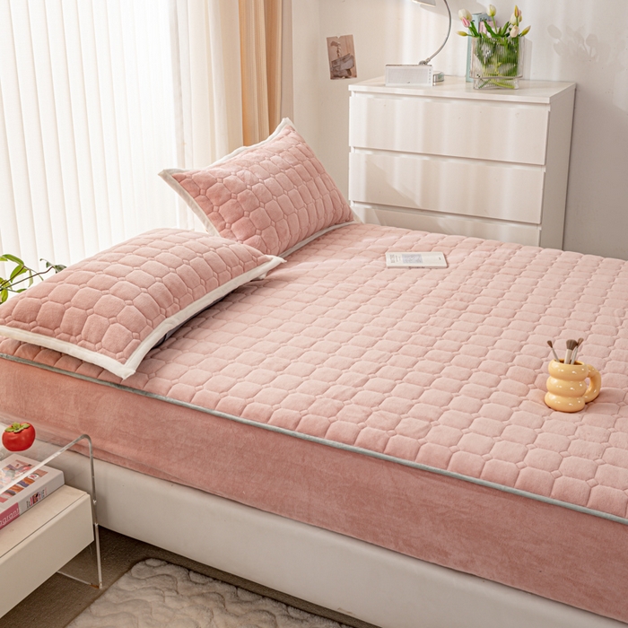 91家纺网 家纺一手货源 找家纺 凡客家居 2024新款加厚牛奶绒夹棉床笠 豆沙