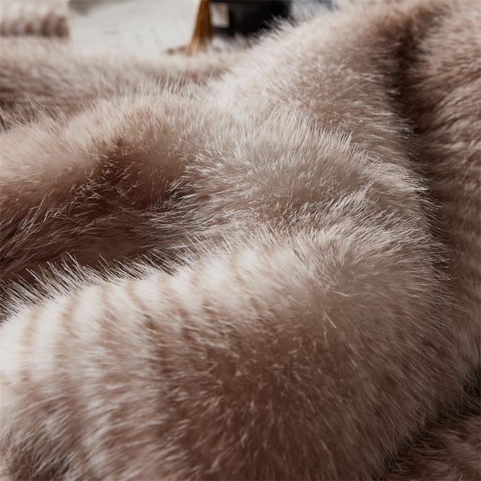 91家纺网 家纺一手货源 找家纺 凯轩毛毛毯毯子网销专供 23新款芭莎仿毛皮毛毯毯子 花纹咖