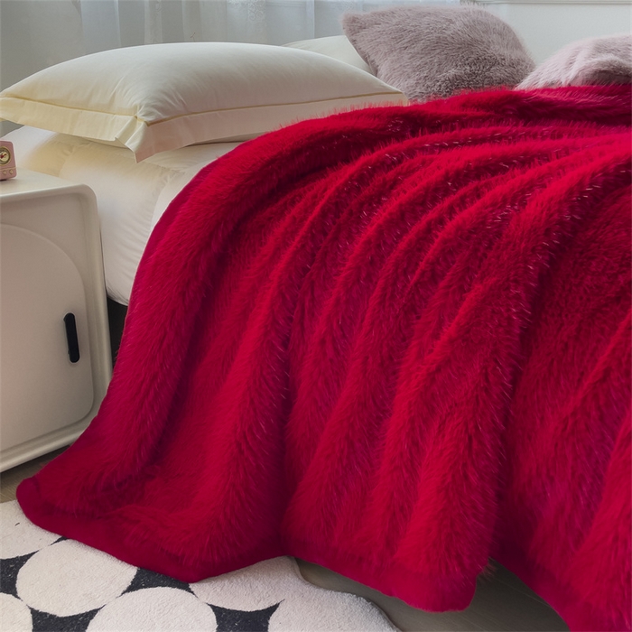 91家纺网 家纺一手货源 找家纺 凯轩毛毛毯毯子网销专供 2024新款公主貂仿皮草毛毯毯子终版 中国红