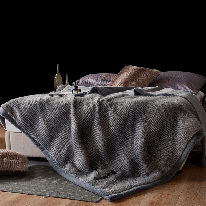 91家纺网 家纺一手货源 找家纺 凯轩毛毛毯毯子网销专供 23新款芭莎仿毛皮毛毯毯子 花纹灰