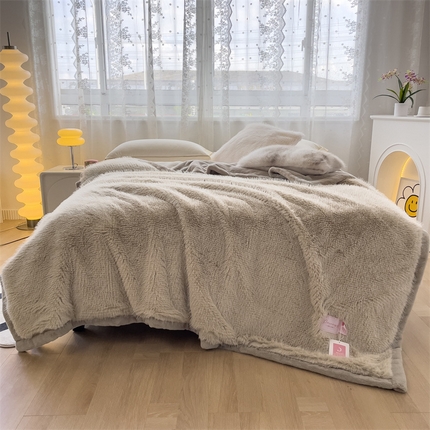 91家纺网 家纺一手货源 找家纺 （总）凯轩毛毛毯毯子网销专供 2024新款公主貂仿皮草毛毯毯子终版