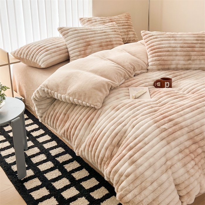 91家纺网 家纺一手货源 找家纺 顾里2023新款扎染濑兔毛绒套件 扎染米