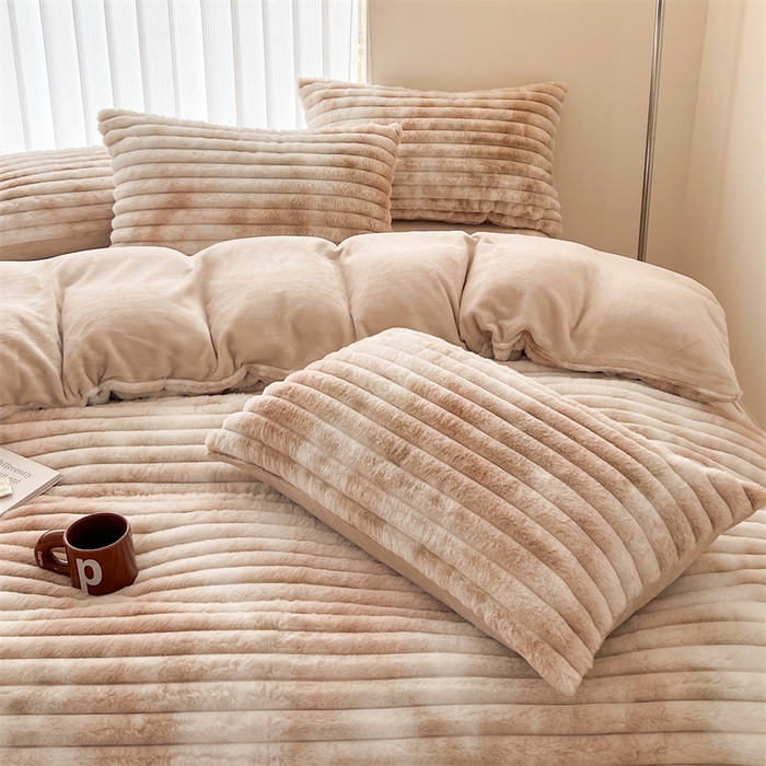 91家纺网 家纺一手货源 找家纺 顾里2023新款扎染濑兔毛绒套件 扎染米