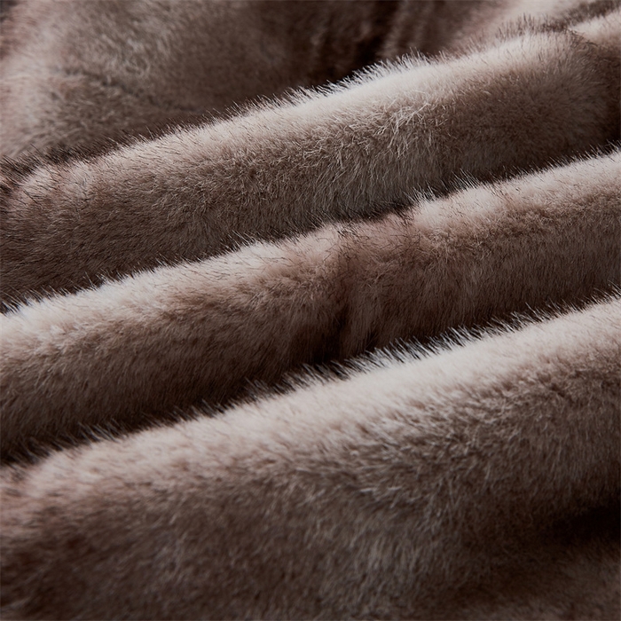 91家纺网 家纺一手货源 找家纺 凯轩毛毛毯毯子网销专供 23新款新款仿雪貂绒毛毯毯子 十字貂咖