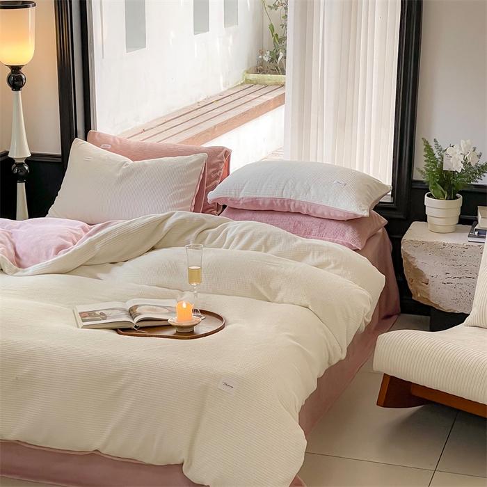 91家纺网 家纺一手货源 找家纺 时光里 2023新款全消光华夫格绒-单被套 米月白